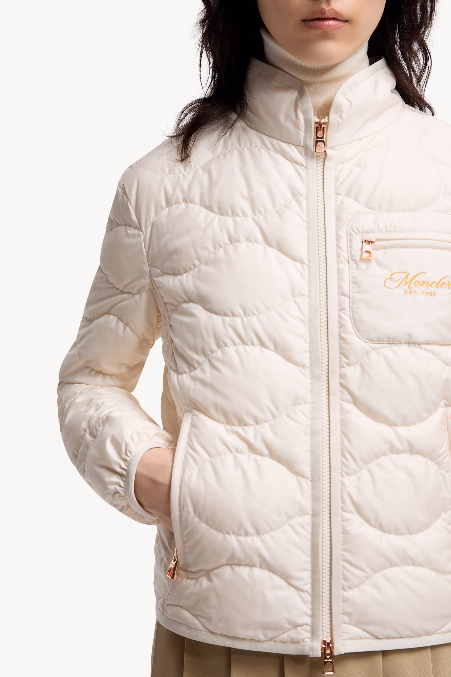 Plumífero corto acolchado con motivo de olas Tegea Mujer Blanco Marfil Moncler 6